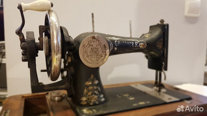 Швейная машинка