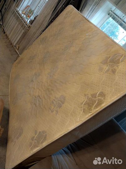 Матрас 160х200 бу