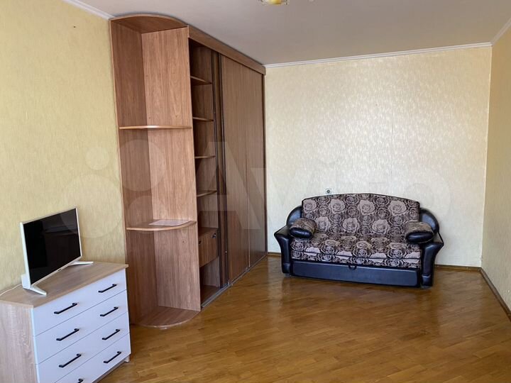 1-к. квартира, 35 м², 8/10 эт.