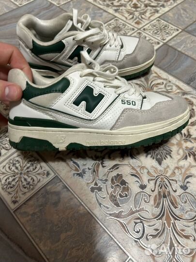 Кроссовки женские