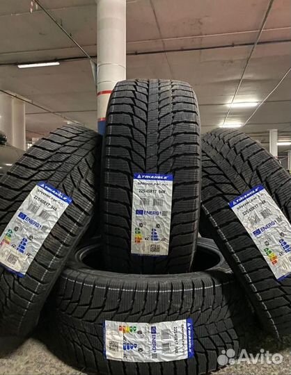 Triangle PL01 275/45 R21 110