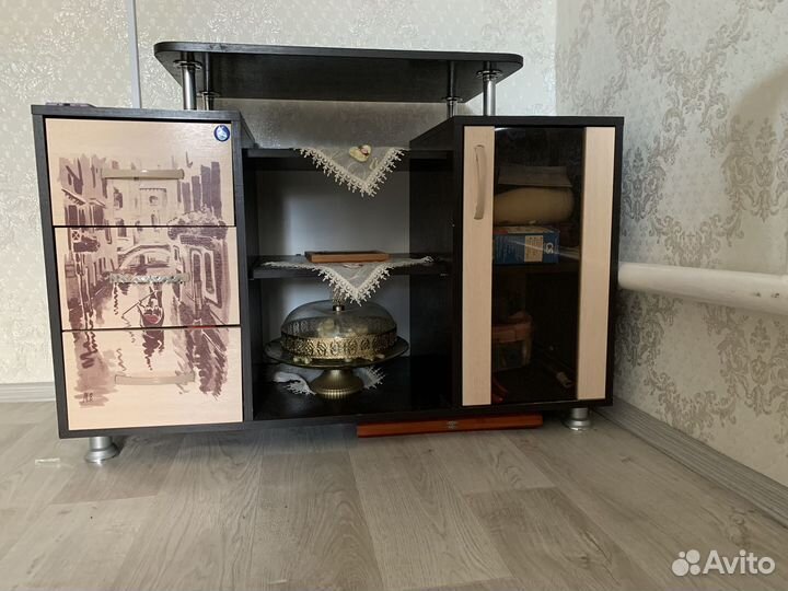 Тумба под телевизор бу