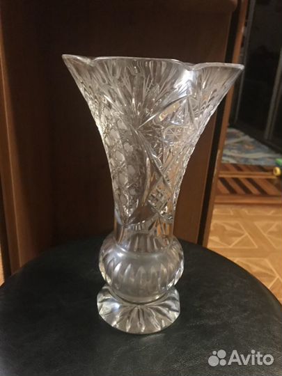 Хрустальная ваза корзинка