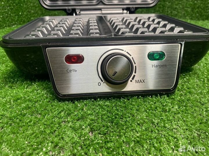 Вафельница для бельгийских вафель Kitfort кт-1620