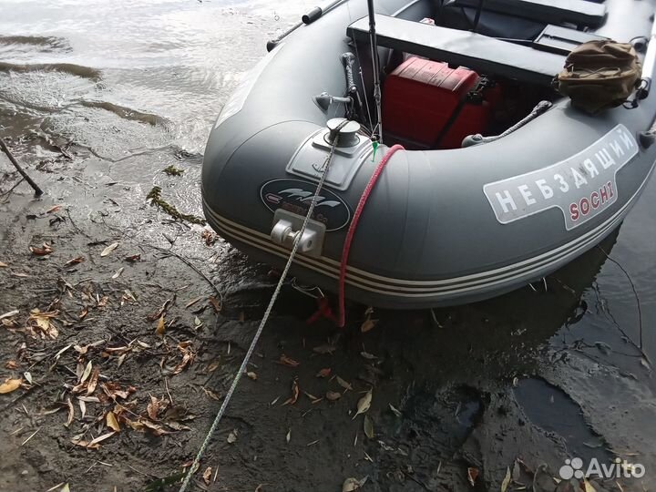 Кайман 360 Мнев