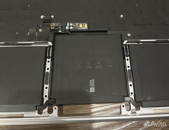 Топкейс Apple MacBook Pro 13 модель A2171