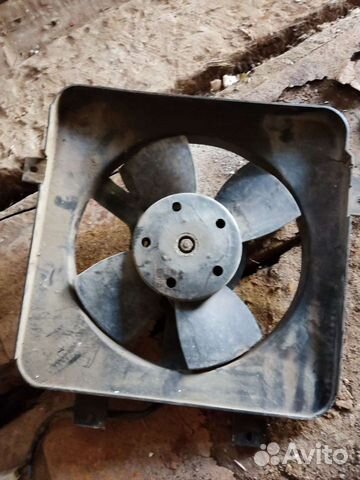 Вентилятор охлаждения радиатора