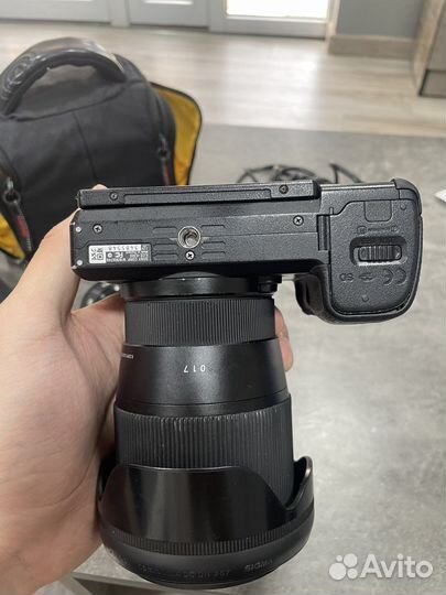 Sony a6300 Sigma 16mm 1.4