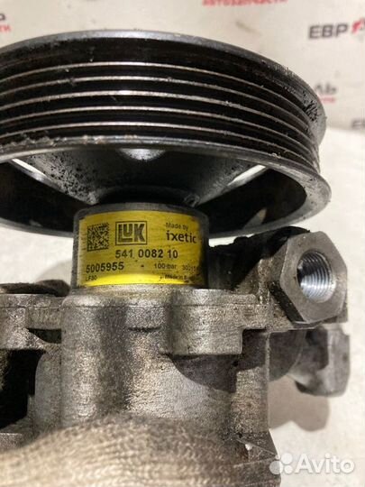 Насос гидроусилителя руля Mercedes Benz Ml350