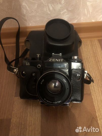 Плёночный фотоаппарат Zenit 11