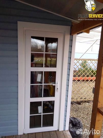 Пластиковые входные двери от производителя