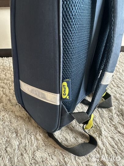 Рюкзак школьный