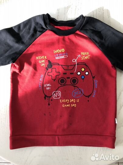 Кофты пакетом на мальчика 134/140 в отл.сост