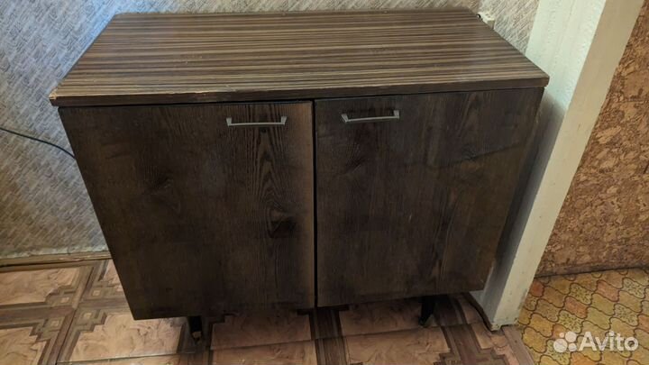 Тумбочка бу