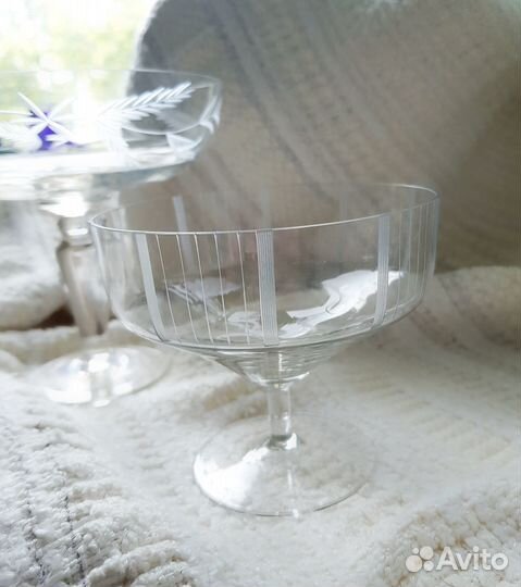 Вазы на ножке, креманки, конфетницы