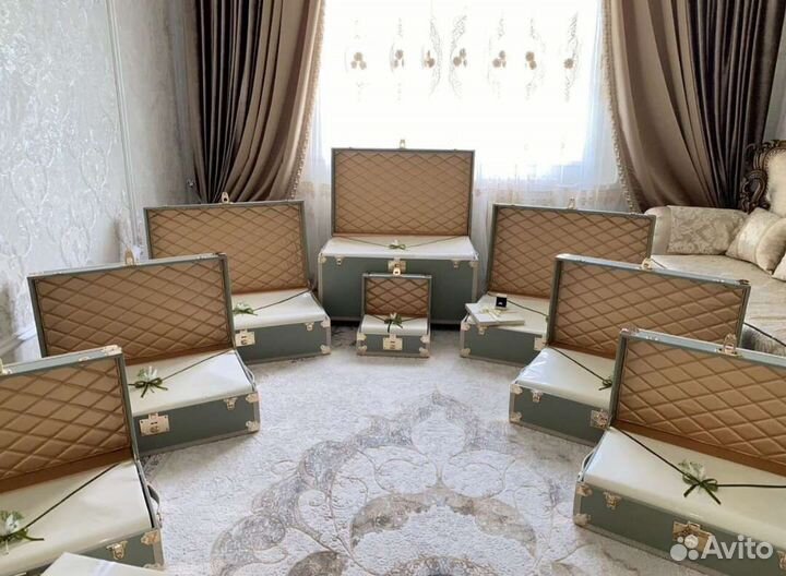 Оформление чемоданов для невест