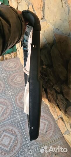 Обшивка двери на Ford Mondeo 3