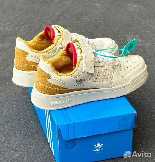Кроссовки adidas