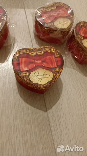 Коробка для упаковки подарка