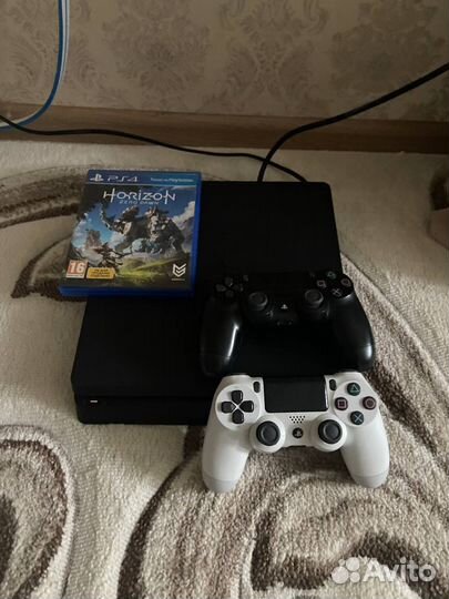 Sony PS4 slim
