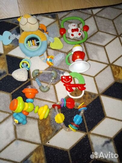 Игрушки для самых маленьких пакетом