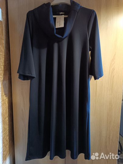 Платья женские 52 размер новые несколько штук
