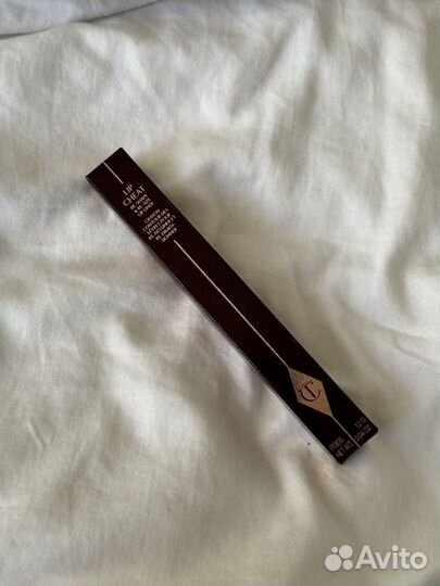 Charlotte tilbury Rhode Milk makeup