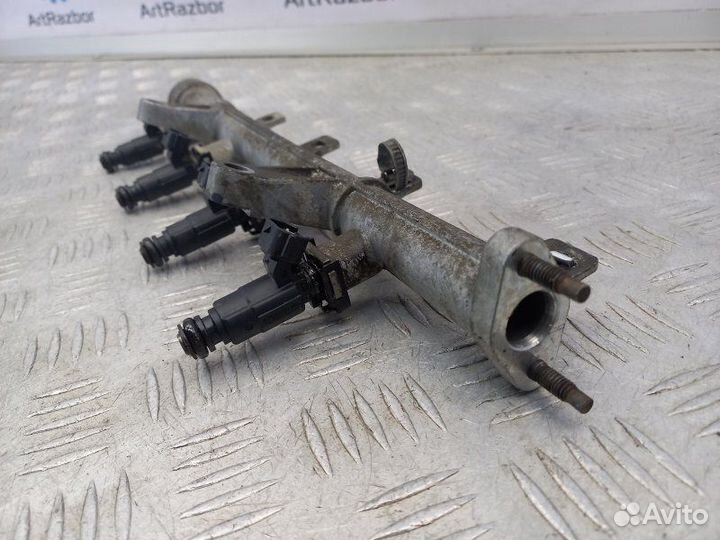 Рейка топливная (рампа) Hyundai Accent 2 1.5 G4EC