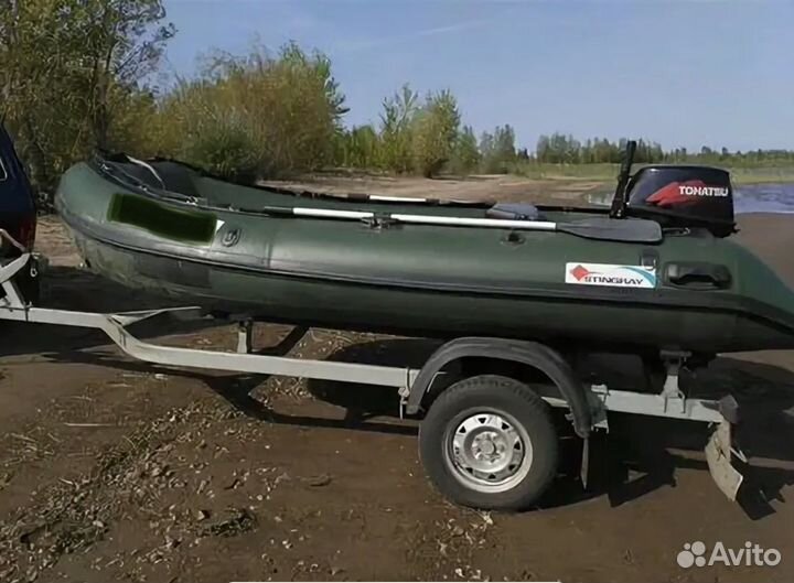 Лодка с мотором