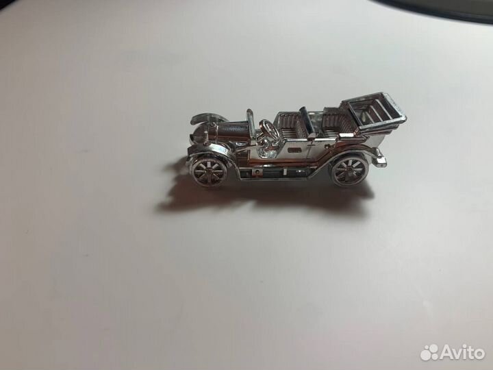 Автомобиль Руссо-Балт С-24/30 в масштабе 1:43