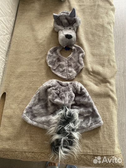 Новогодний костюм: медведь, волк, заяц, пингвин