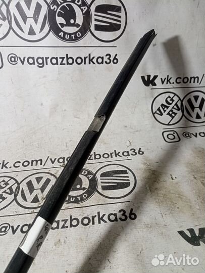 Бархотка внешняя задняя правая Skoda Felicia