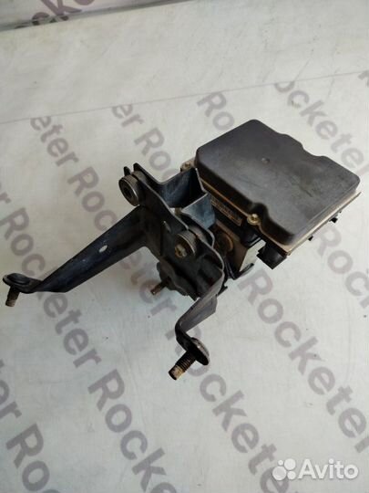 Блок ABS Nissan Fuga 2006