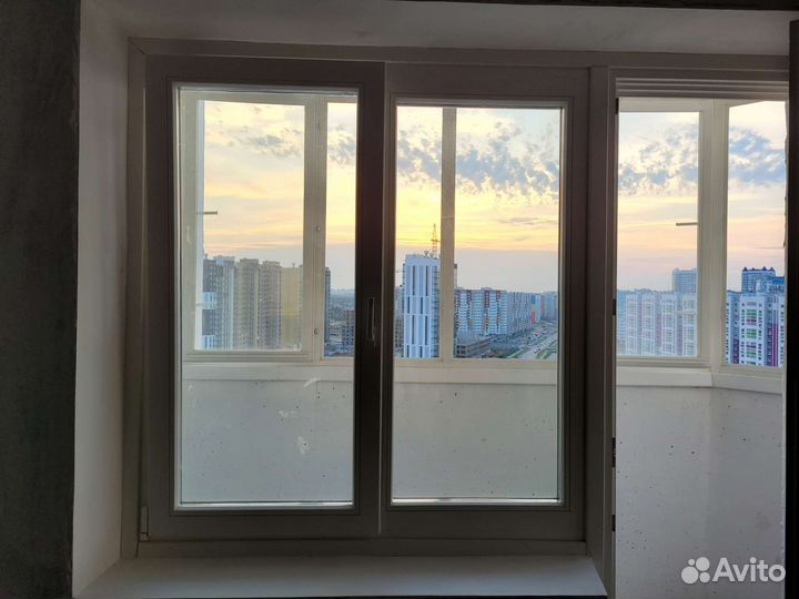 Оконная рама + дверь