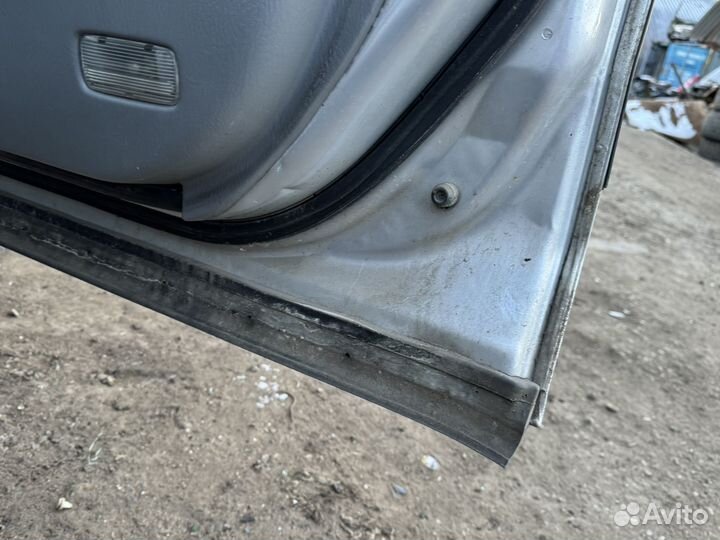 Дверь передняя правая Acura MDX 1