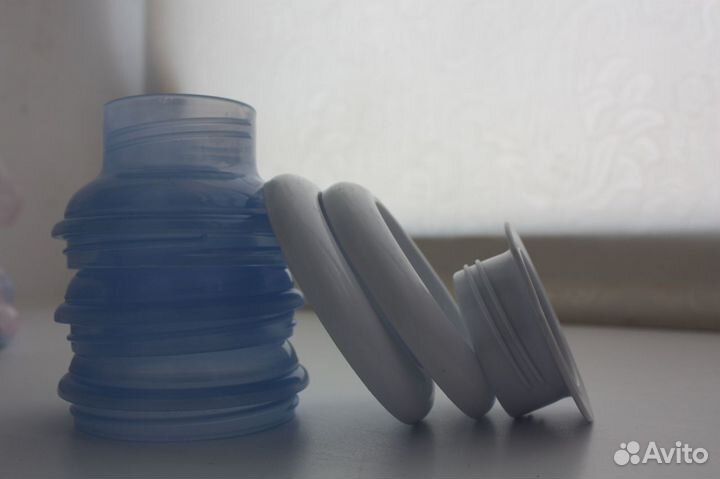 Молокоотсос Avent ручной + 4 бутылочки