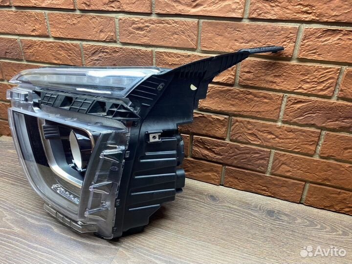 Фара левая Hyundai Creta