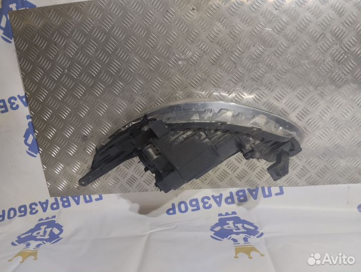 Фара правая Hyundai Solaris 2010-2017 (до 05/2014