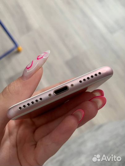 Телефон iPhone 7 32 gb