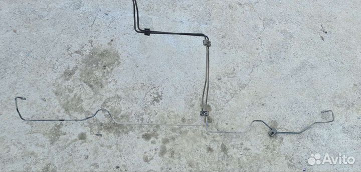 Тормозные трубки Mercedes W205