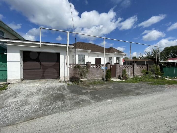 Дом 211,7 м² на участке 12 сот.