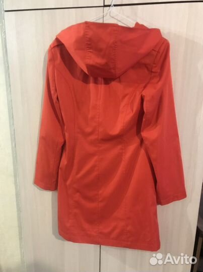 Плащ женский