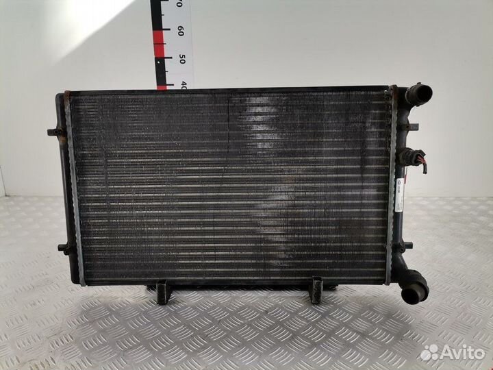 Радиатор (основной) Volkswagen Golf 4 2001