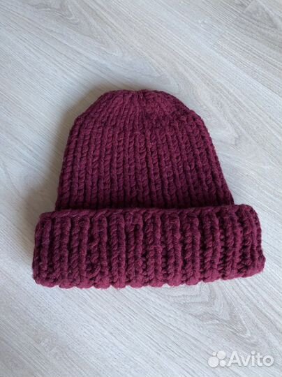 Шапки разные