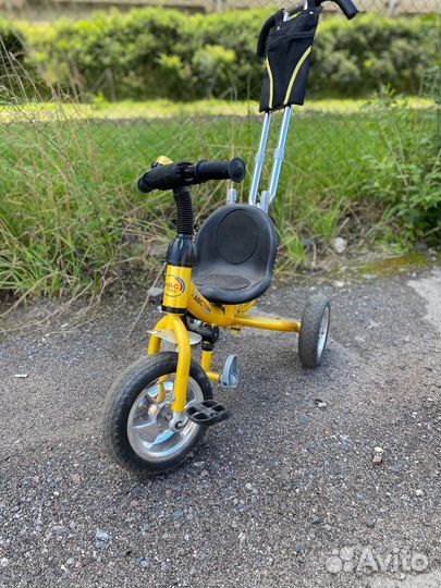 Детский трехколесный велосипед