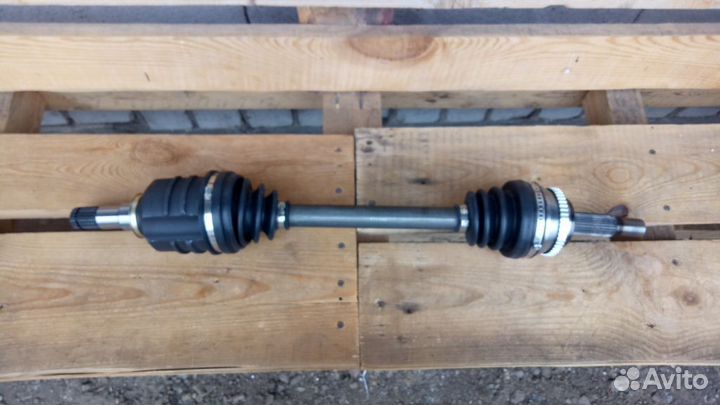 Тойота Авенсис Привод передний 4342005240