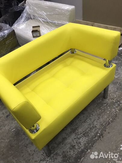 Диван для офиса