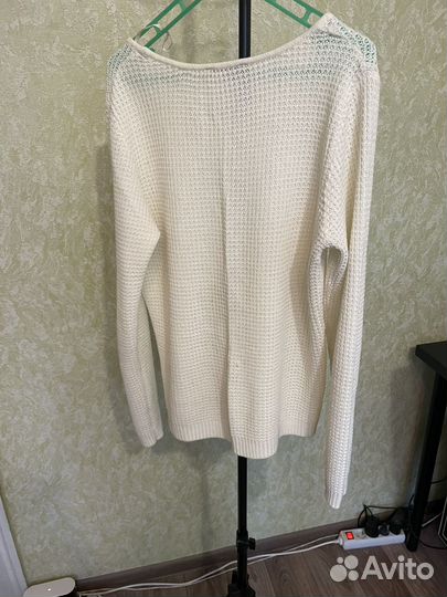 Свитер женский
