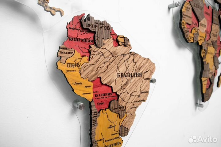 Деревянные карты мира