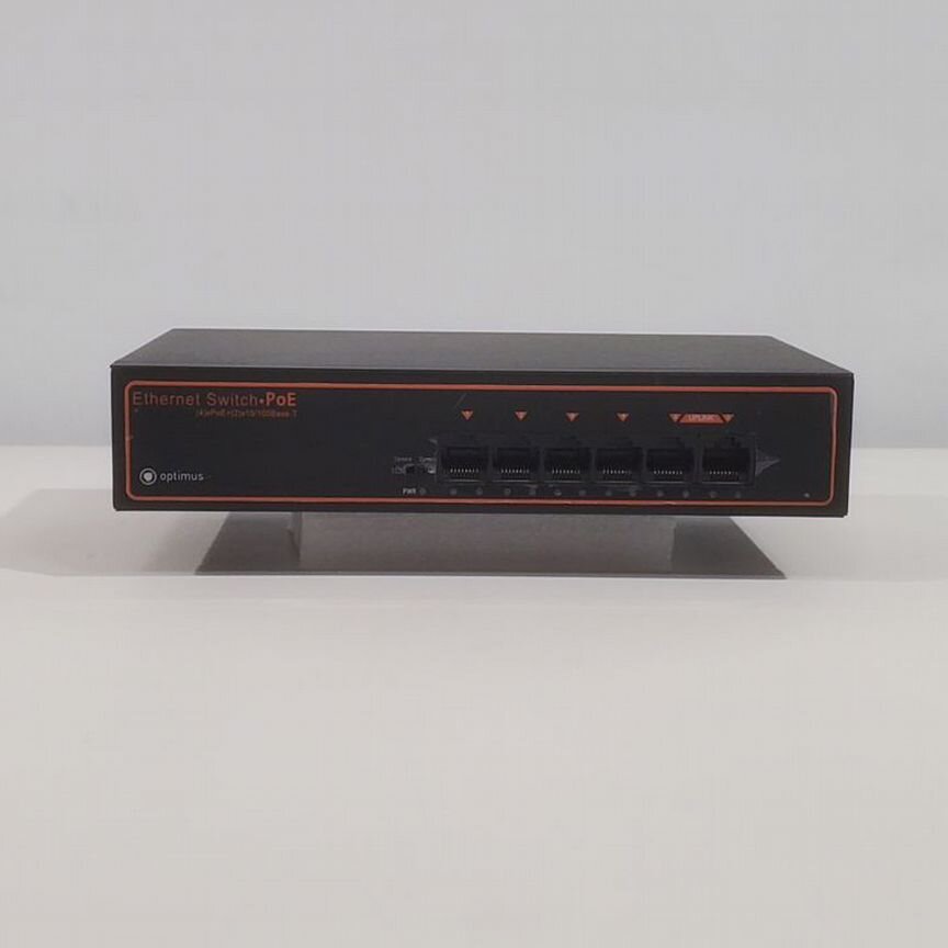 [UM1-E6] Коммутатор Optimus 4p Poe Um1-E6